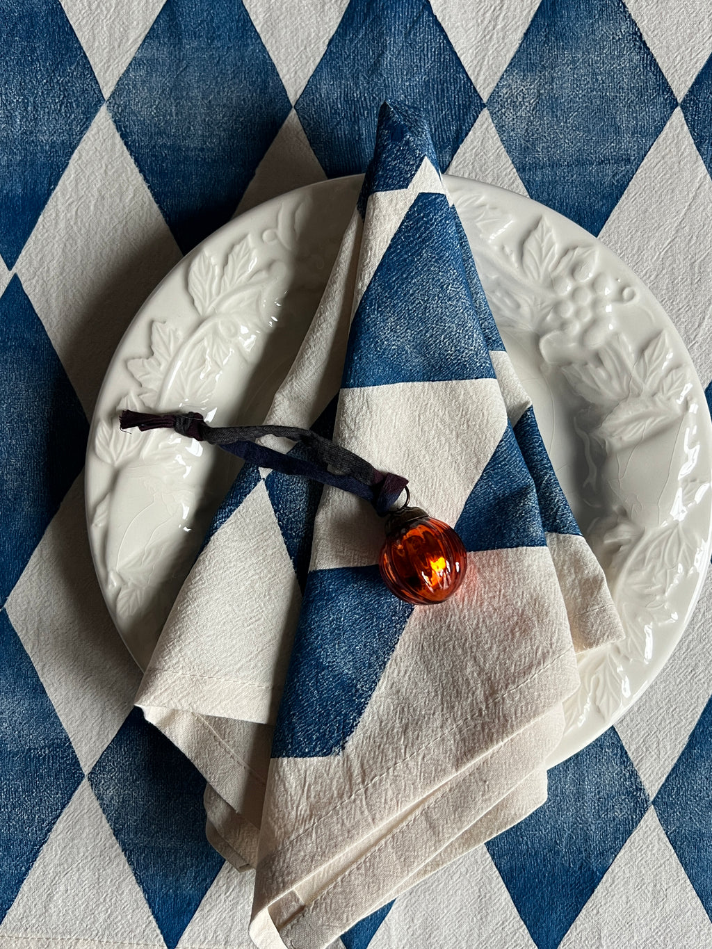 Blue Harlequin on Ivory Dining Napkins Set