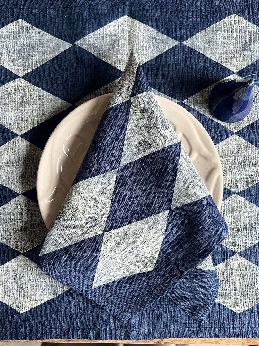 Harlequin on Indigo Dining Napkins Set