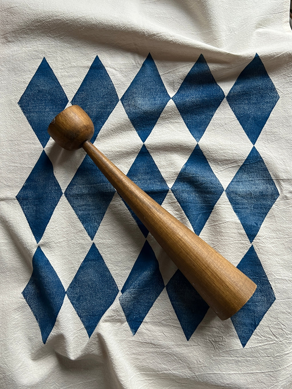 Blue Harlequin on Ivory Dining Napkins Set