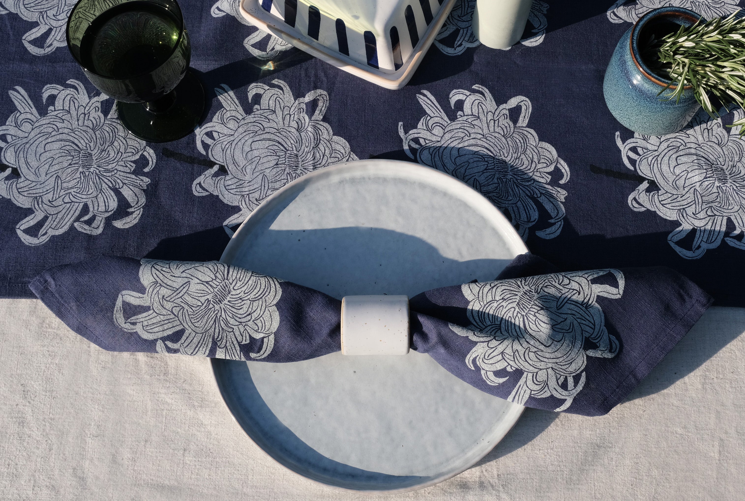 Chrysanthemum on Indigo Dining Napkins Set