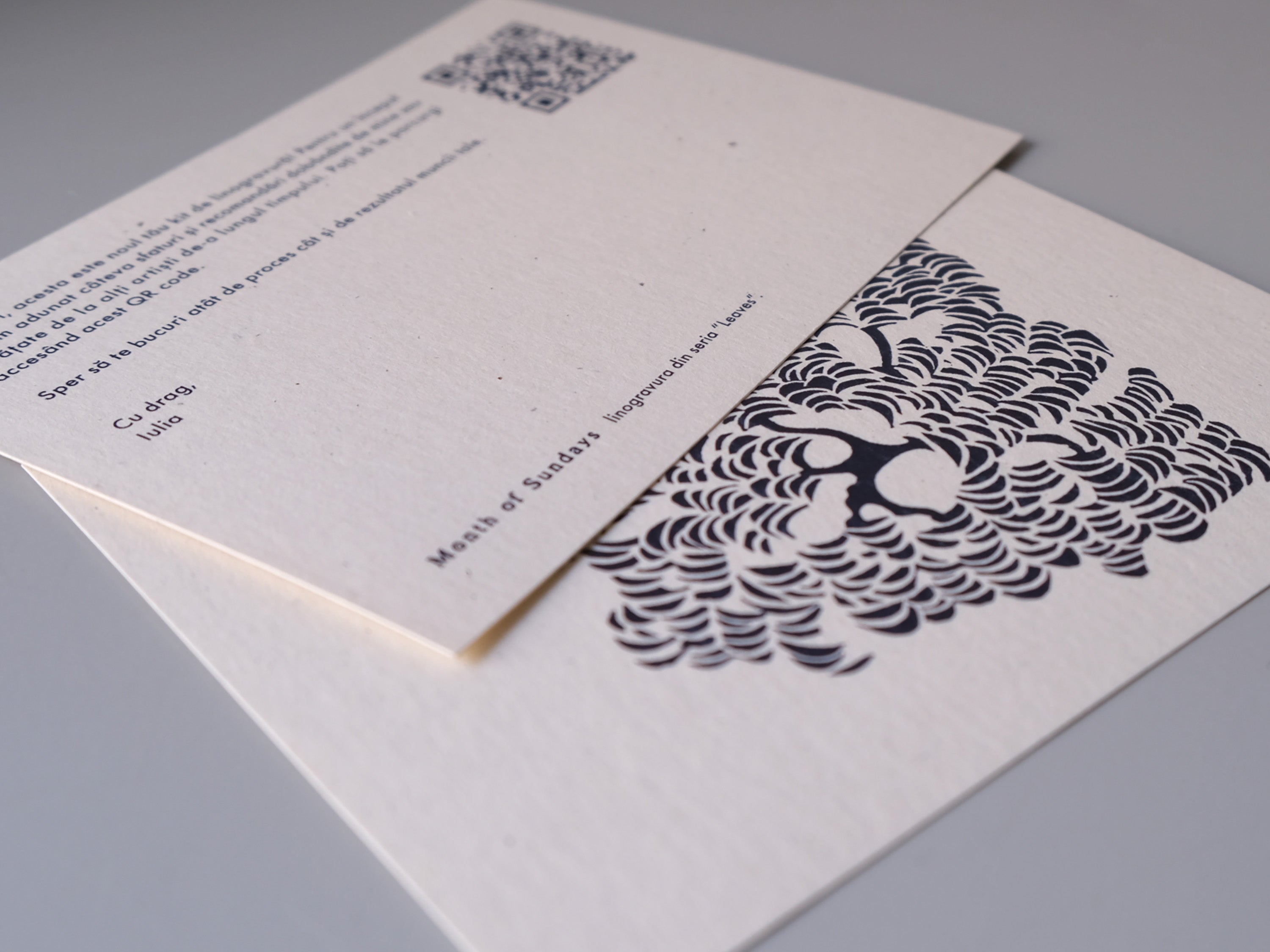 Linocut & print kit, contains blockprinting on paper essentials with a step by step tutorial