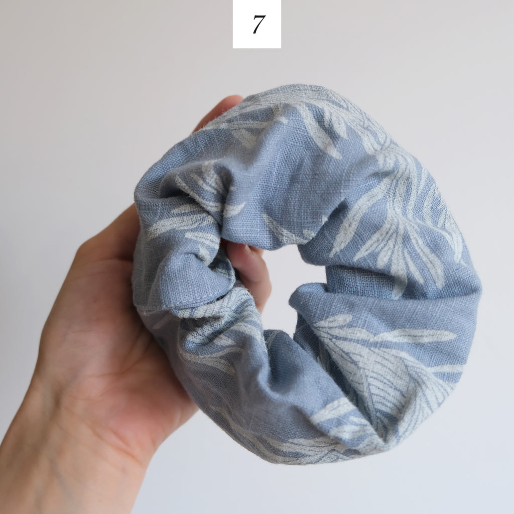 Hair scrunchie