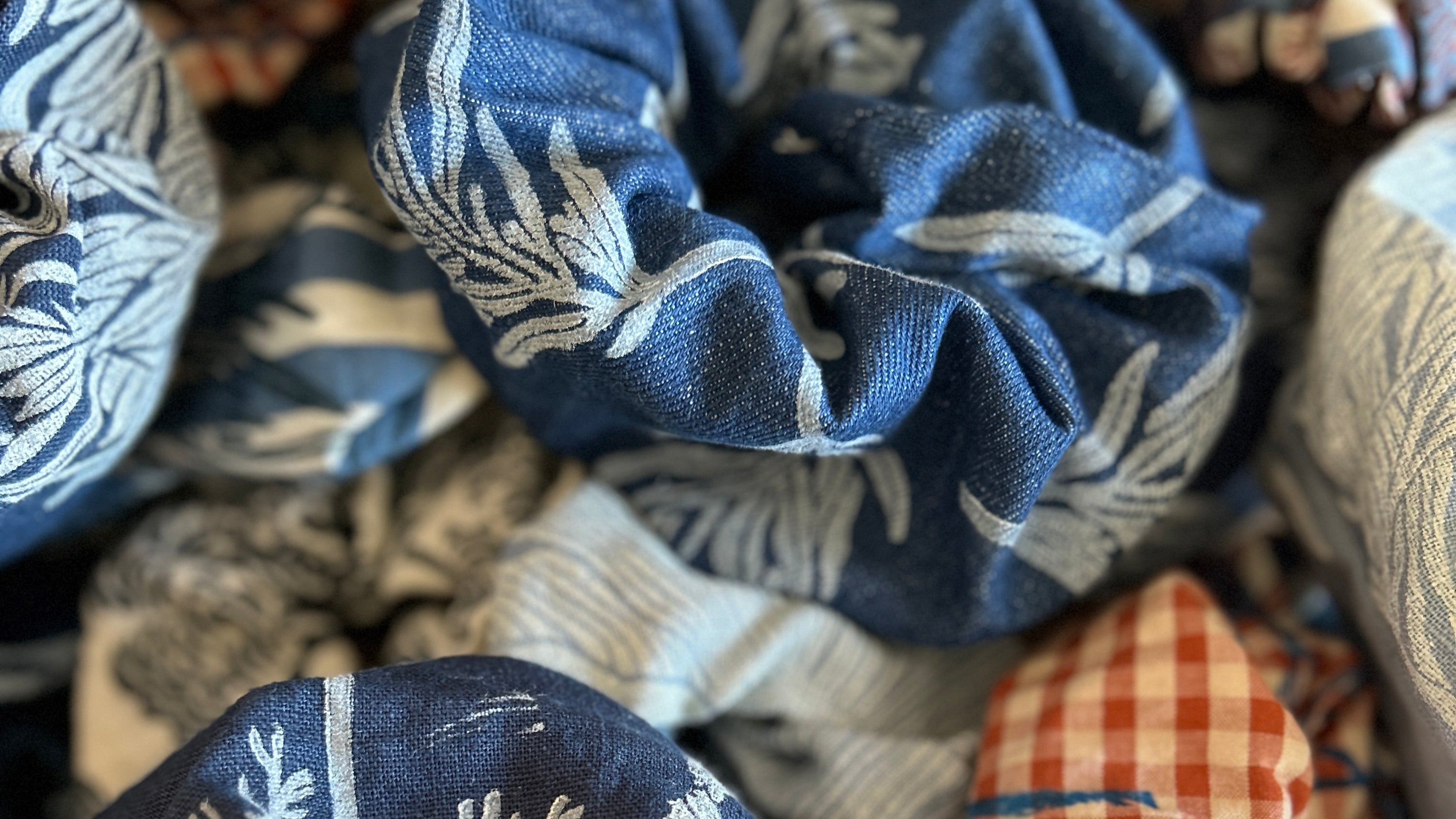 Hair scrunchie beige