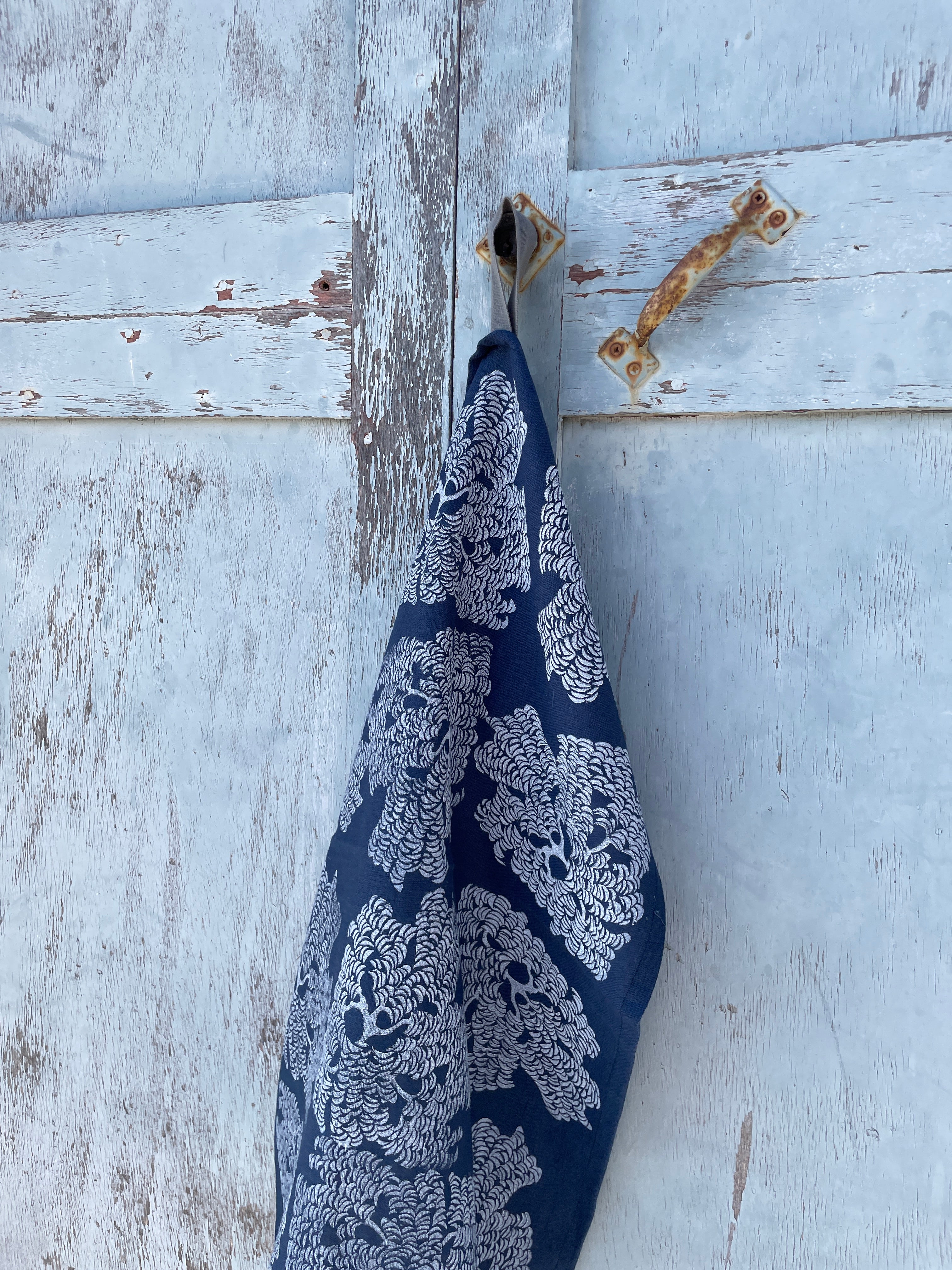 Ponderosa Pine Tree on Indigo Tea Towel