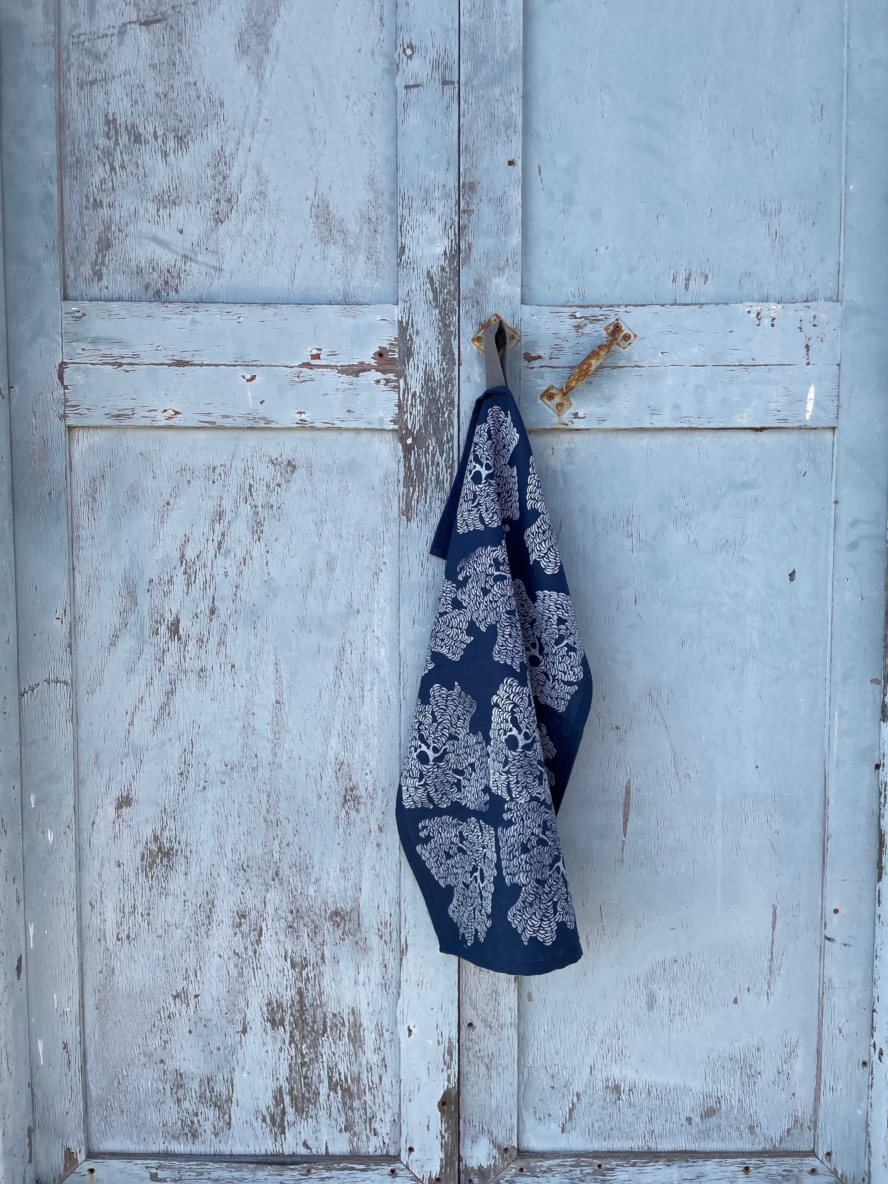 Ponderosa Pine Tree on Indigo Tea Towel